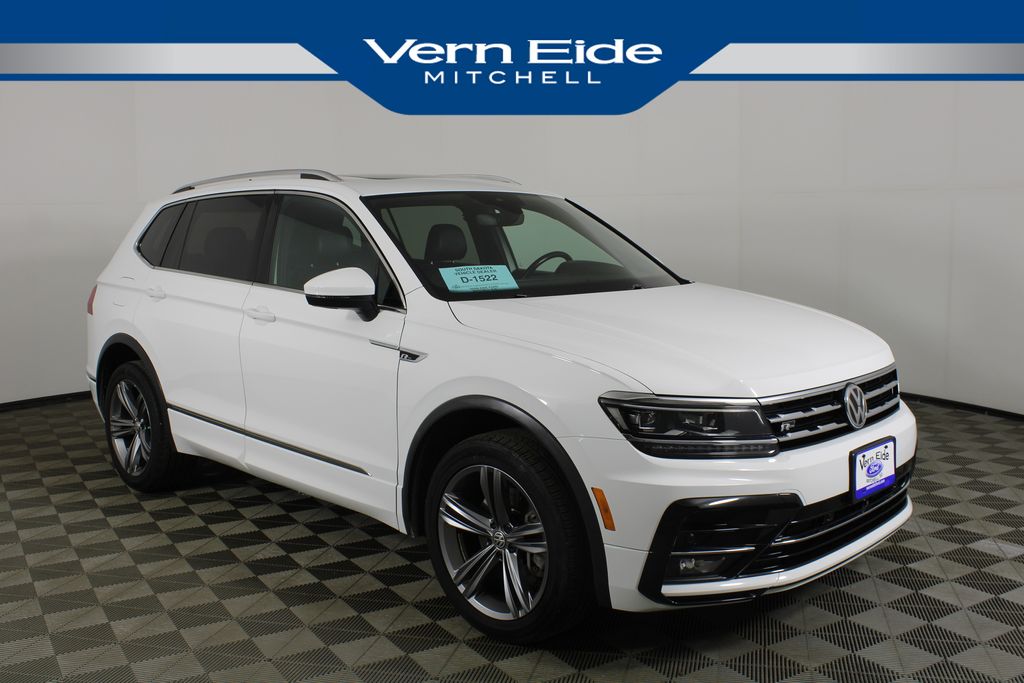 2020 Volkswagen Tiguan SEL Premium R-Line's photo
