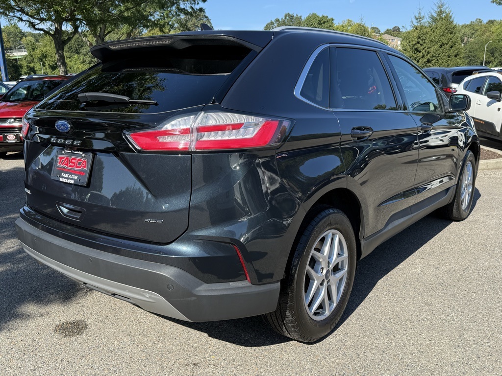 2022 Ford Edge SEL photo 8