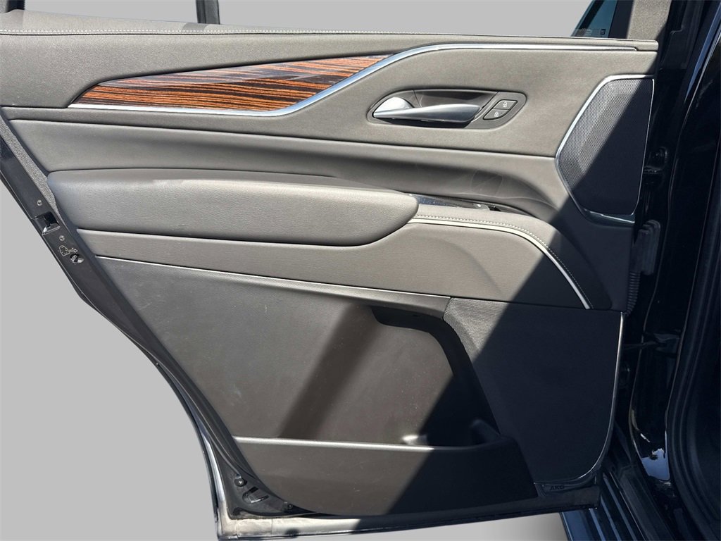 2022 Cadillac Escalade Premium Luxury photo 11