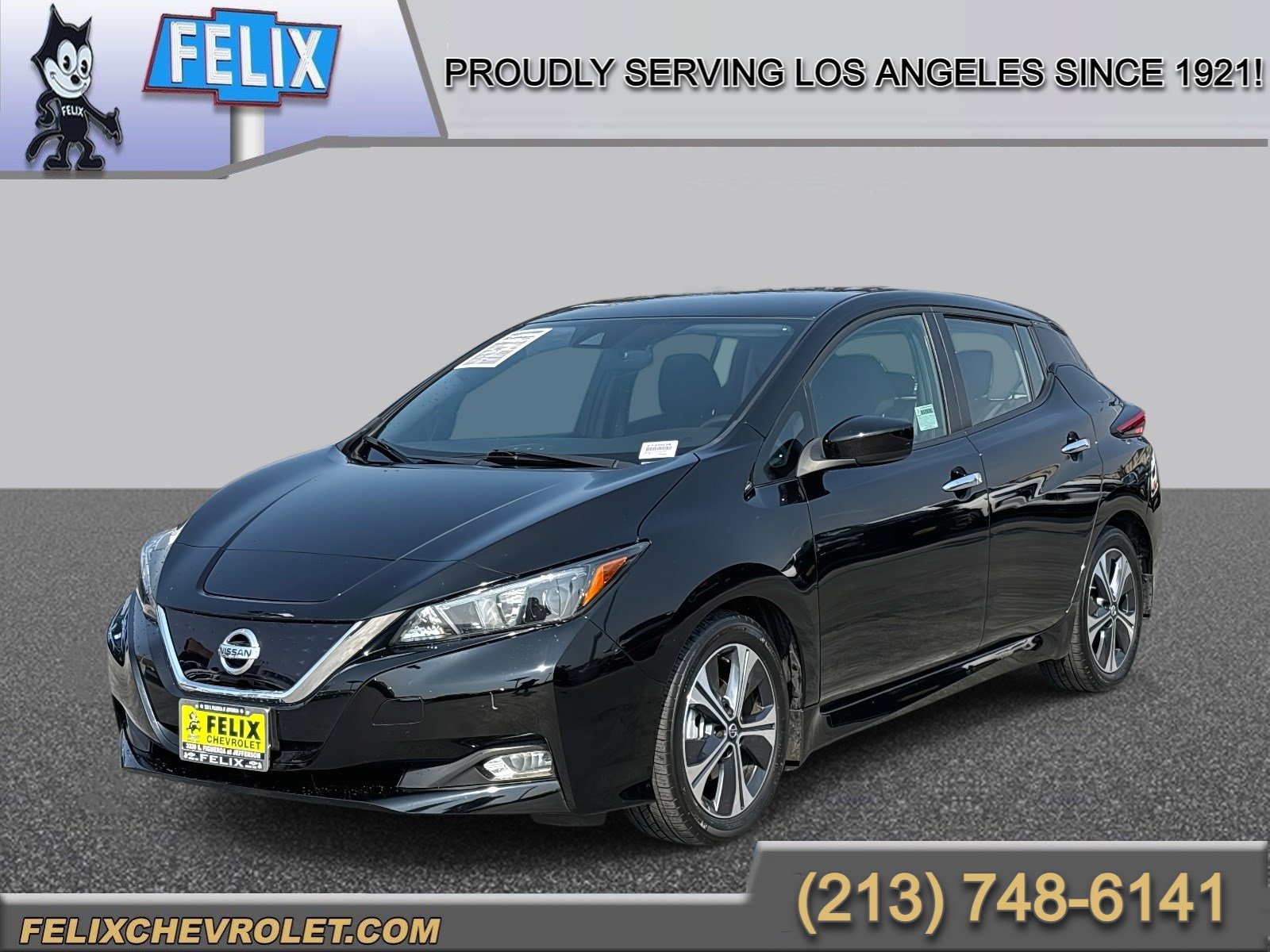 Used 2022 Super Black Nissan SV image 1