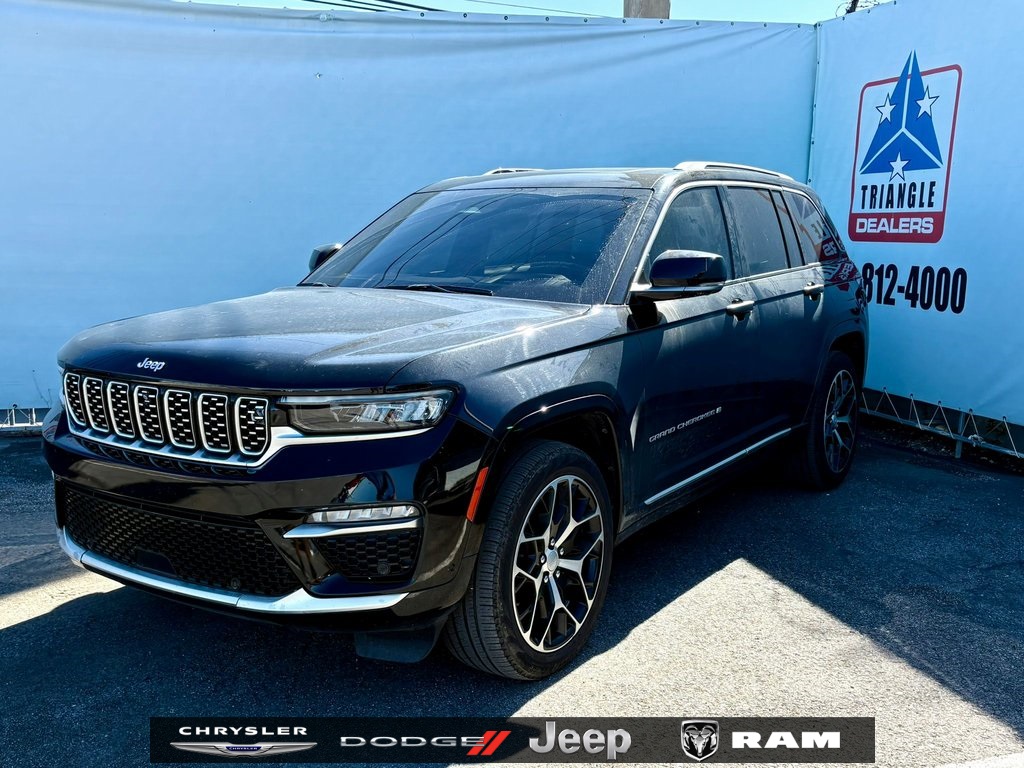 2022 Jeep Grand Cherokee Summit Reserve's photo