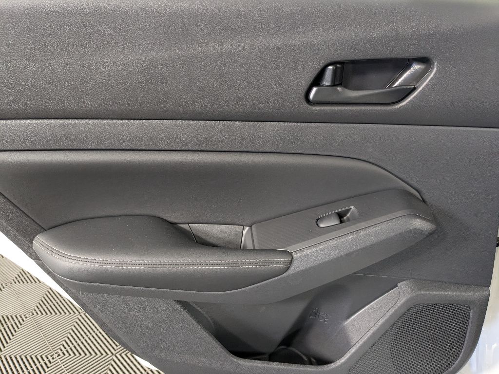 2025 Nissan Altima SV Special Edition photo 11