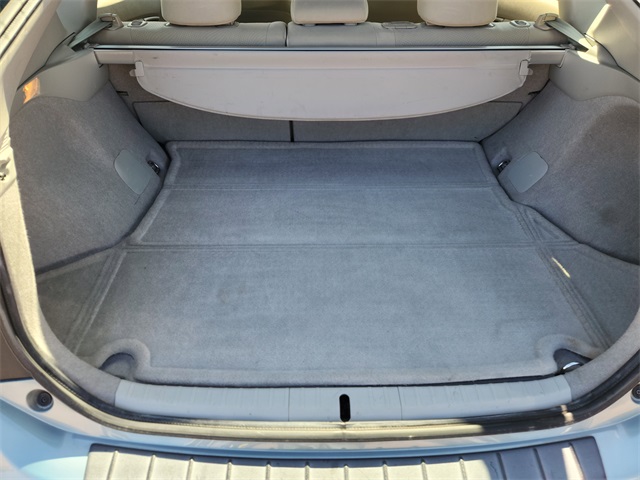 2015 Toyota Prius Four photo 30