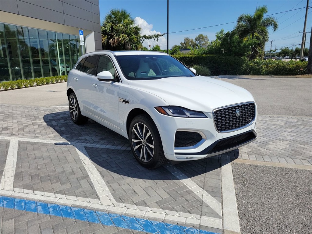 2025 Jaguar F-PACE P250 R-Dynamic S photo 4