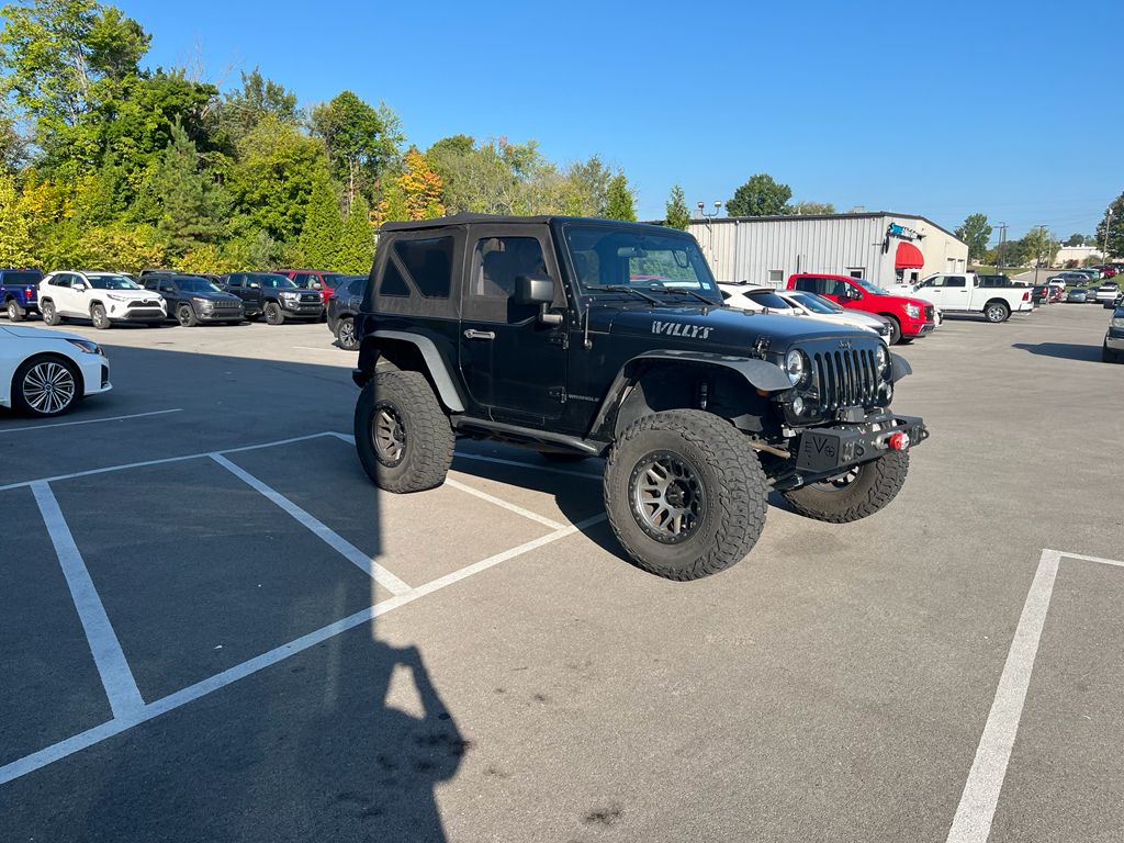 2017 Jeep Wrangler Willys Wheeler photo 2