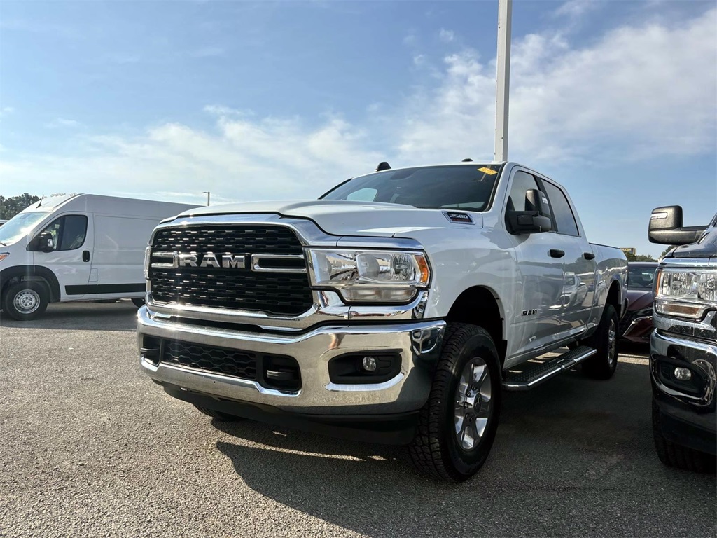 2024 Ram 2500 Big Horn photo 3