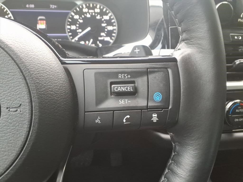 2022 Nissan Pathfinder SL photo 10