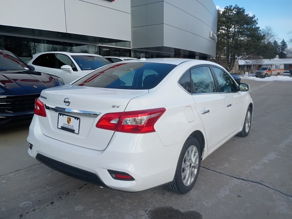 Used 2018 Nissan Sentra SV with VIN 3N1AB7AP4JL650427 for sale in Glendale, WI