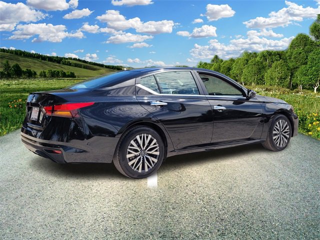 2023 Nissan Altima 2.5 SV photo 4