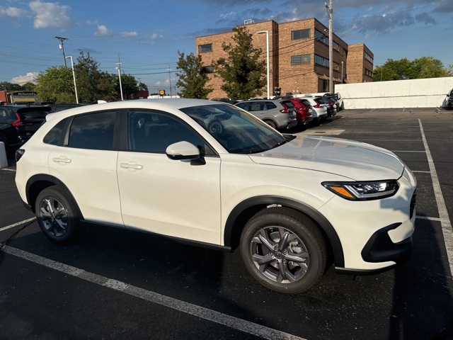 2026 Honda HR-V LX photo 10