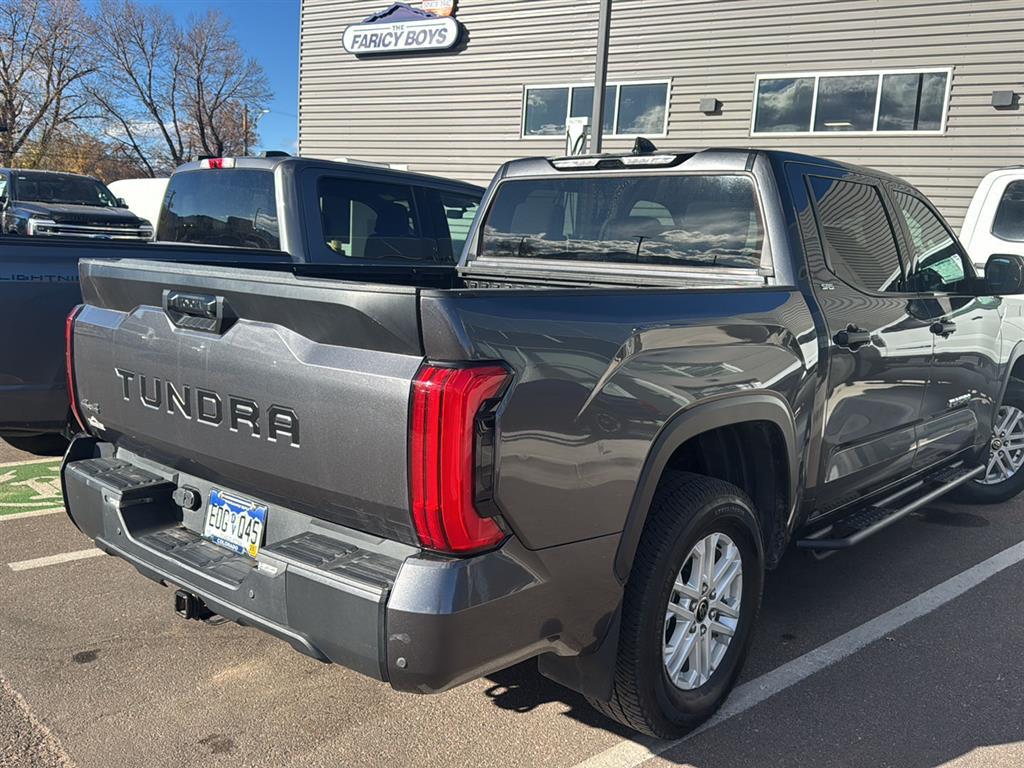 2023 Toyota Tundra SR5 CrewMax photo 3