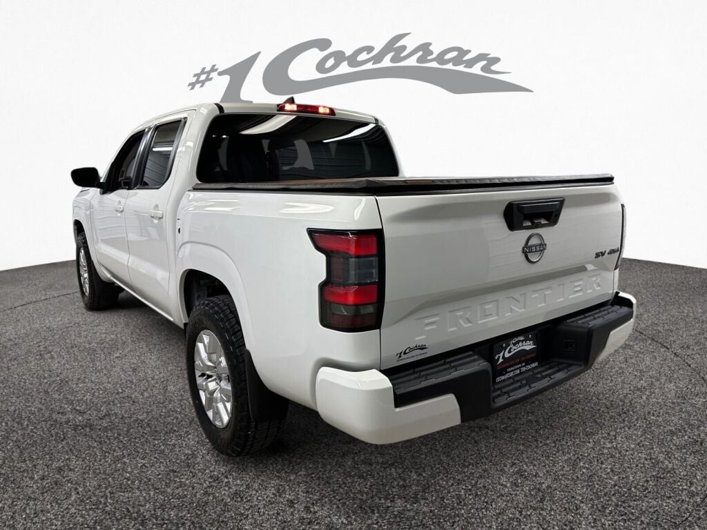 2022 Nissan Frontier SV photo 5