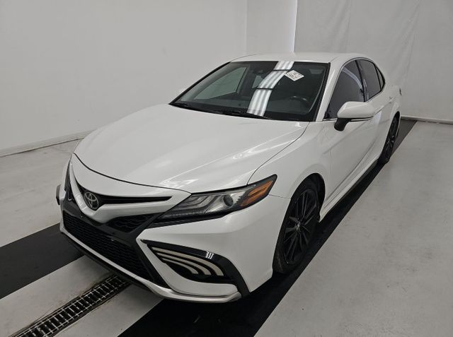 2021 Toyota Camry XSE photo 2
