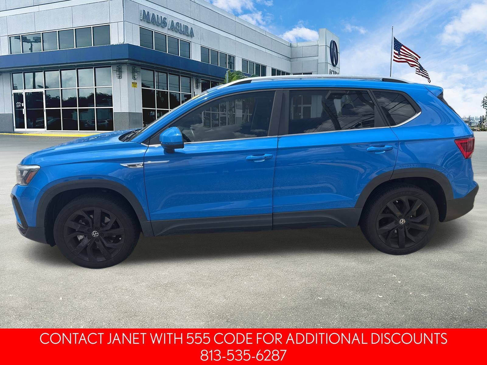 2022 Volkswagen Taos SE photo 2