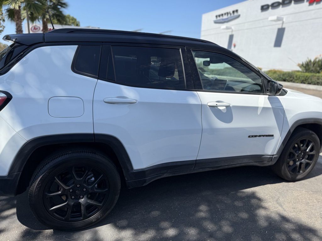 2022 Jeep Compass Altitude photo 3