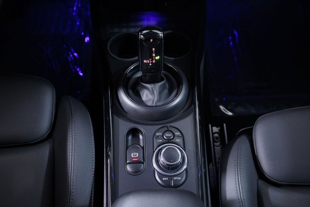 2023 Mini Countryman Base S photo 13