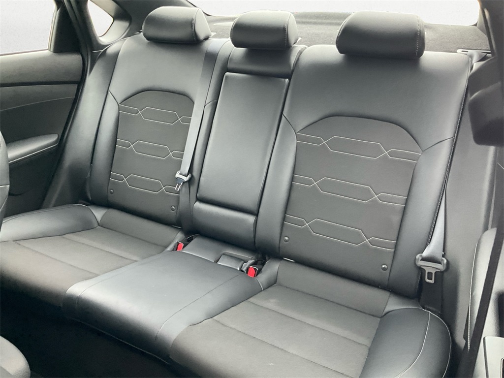 2024 Kia Forte GT-Line photo 9