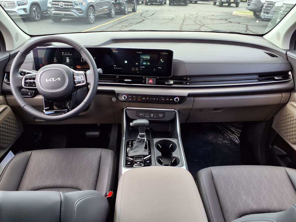 2026 Kia Carnival EX photo 3