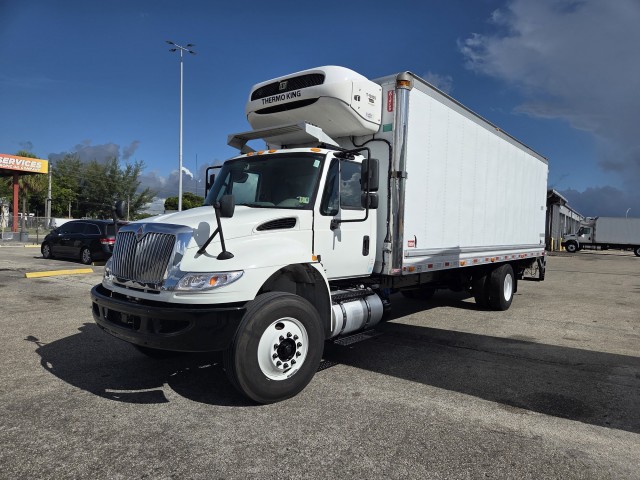 洋書 INTERNATIONAL TRUCKS 4300 Trucks For Sale - Lakeside International Trucks