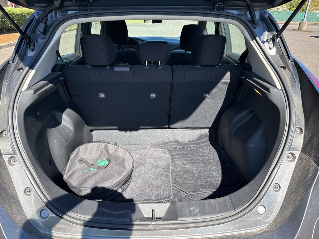 2024 Nissan Leaf S photo 20
