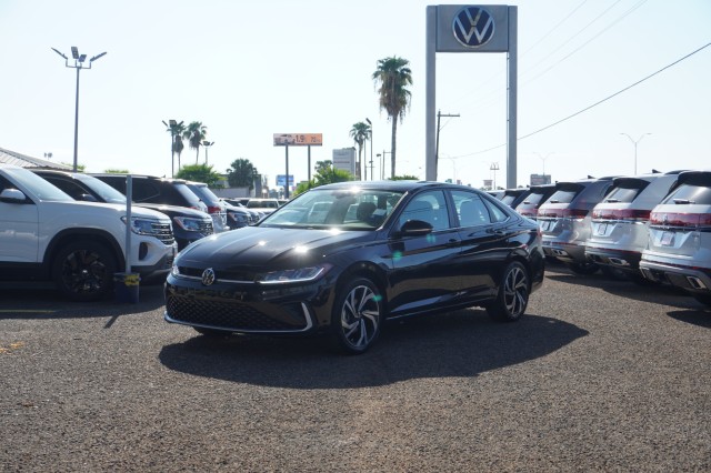 2025 Volkswagen Jetta SEL's photo