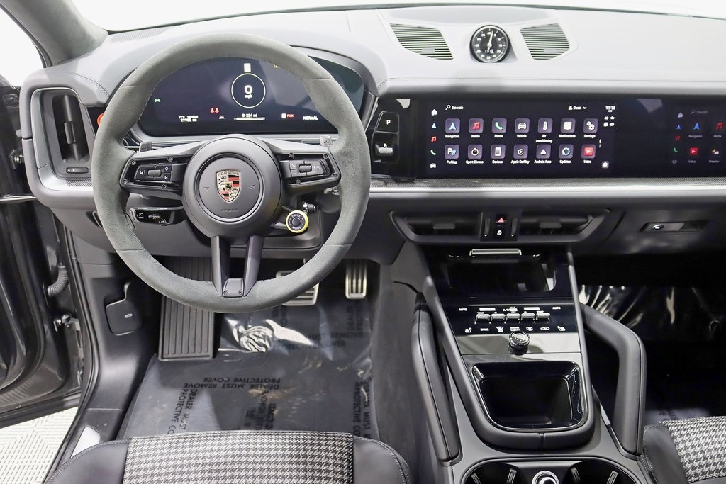 2024 Porsche Cayenne Coupe S photo 15