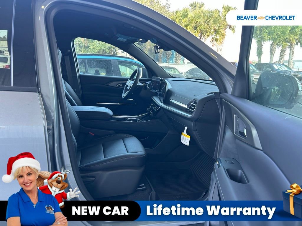 2025 Chevrolet Traverse LT's photo