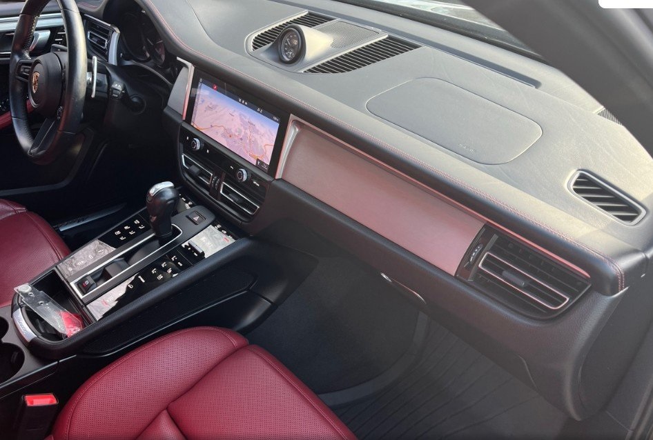 2023 PORSCHE MACAN - Image 7