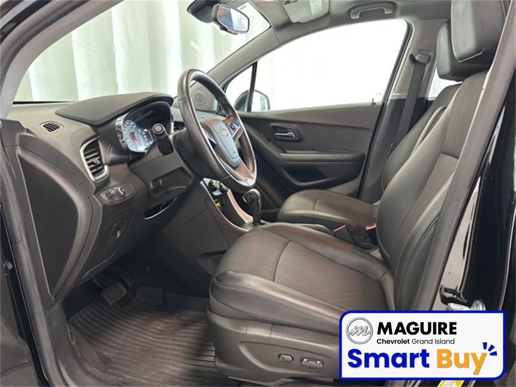 2022 Chevrolet Trax LT photo 3