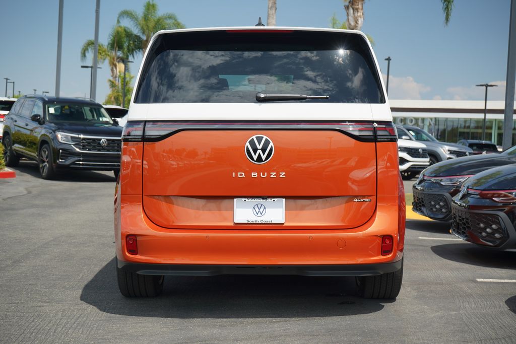 2025 Volkswagen ID. Buzz Pro Plus photo 4