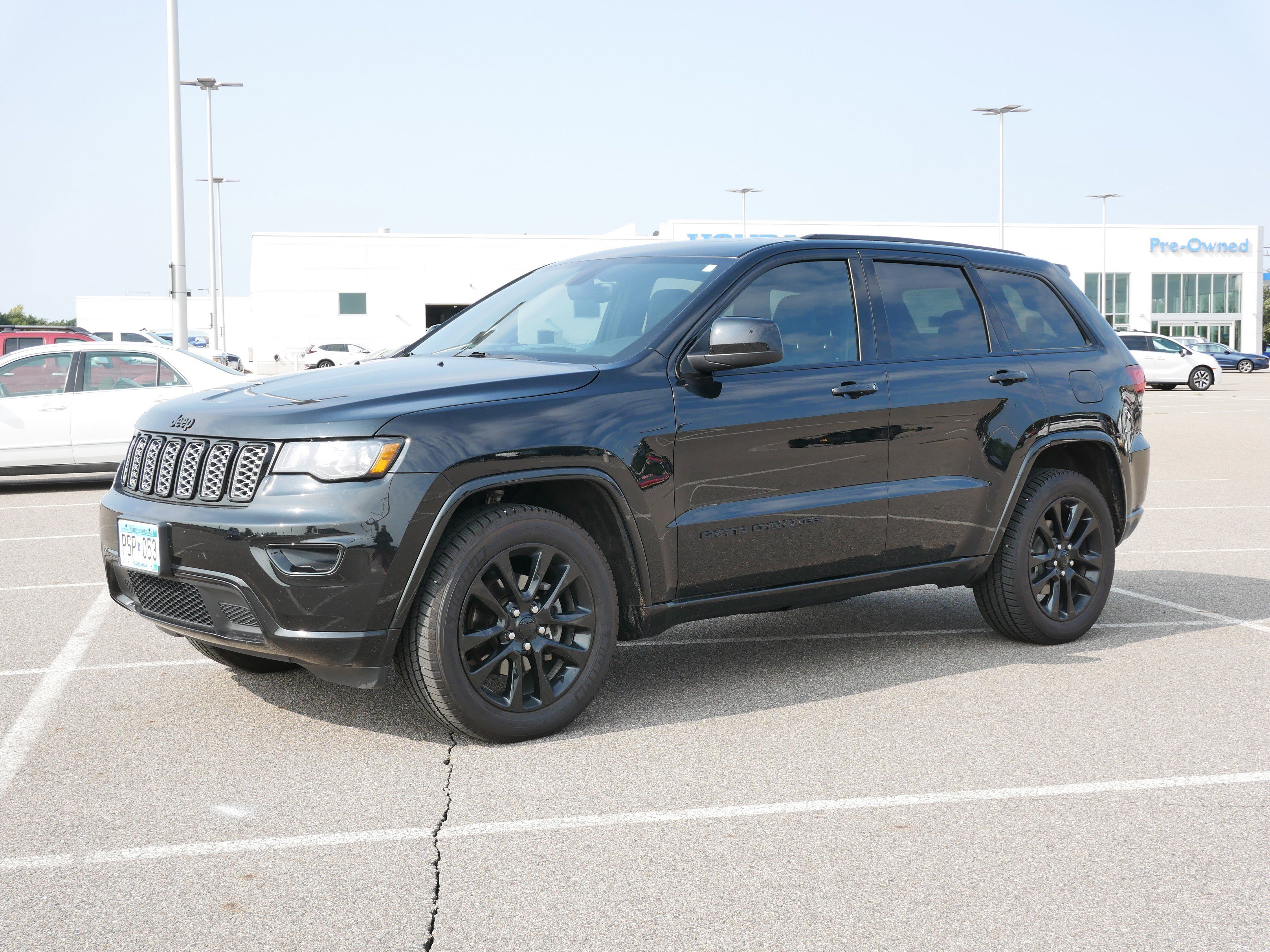 Used 2018 Jeep Grand Cherokee Altitude with VIN 1C4RJFAG8JC228959 for sale in Waite Park, Minnesota