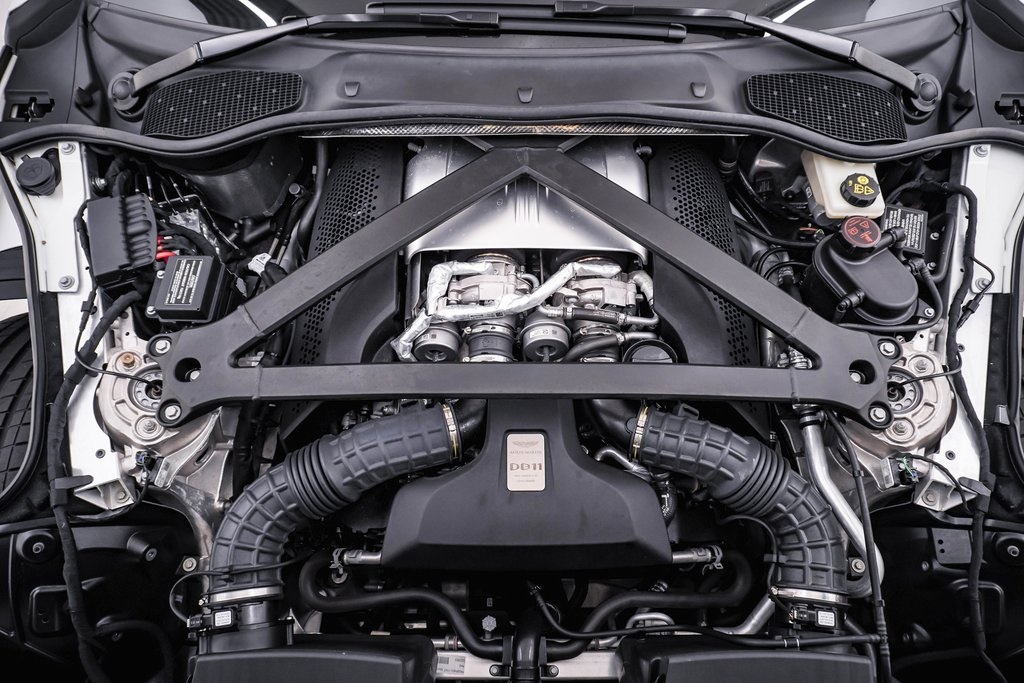 2021 Aston Martin DB11 AM5 photo 34