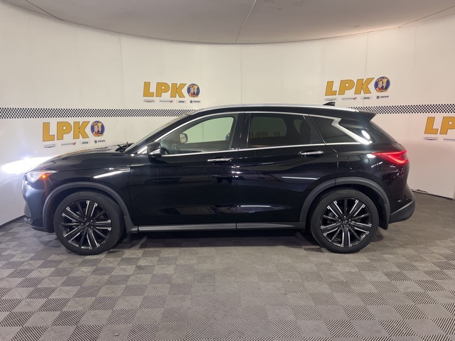 2021 Infiniti QX50 Luxe photo 3