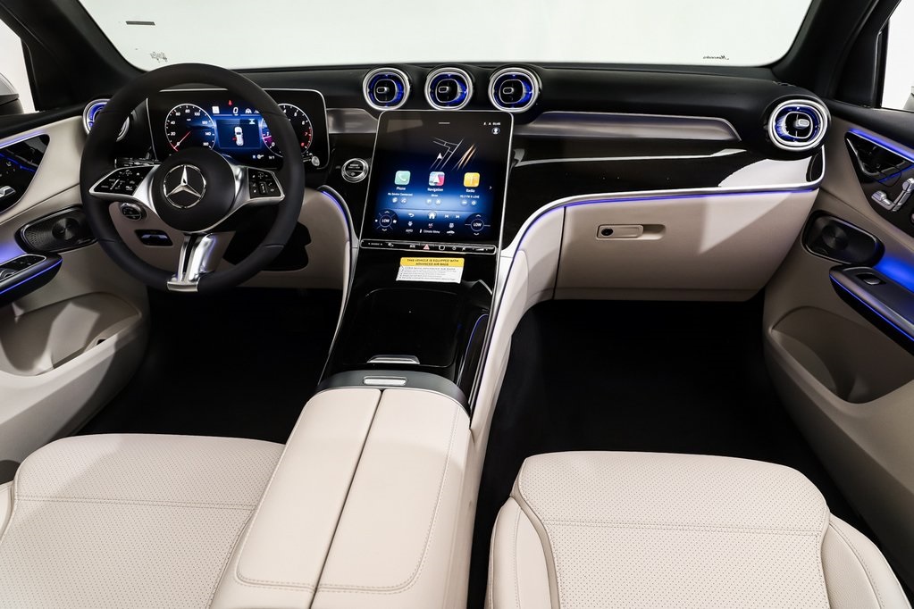 2025 Mercedes Benz GLC 300 4MATIC photo 8