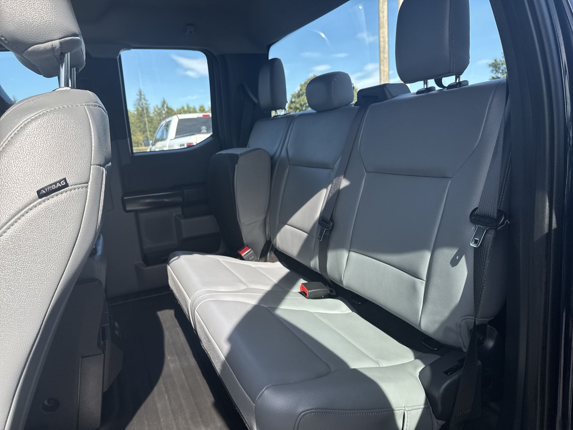 2023 Ford F-150 XL photo 4