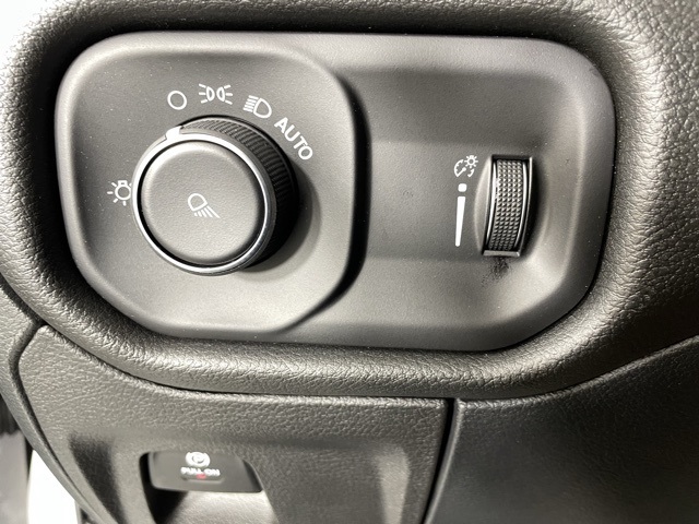 2025 Ram 1500 Tradesman photo 24