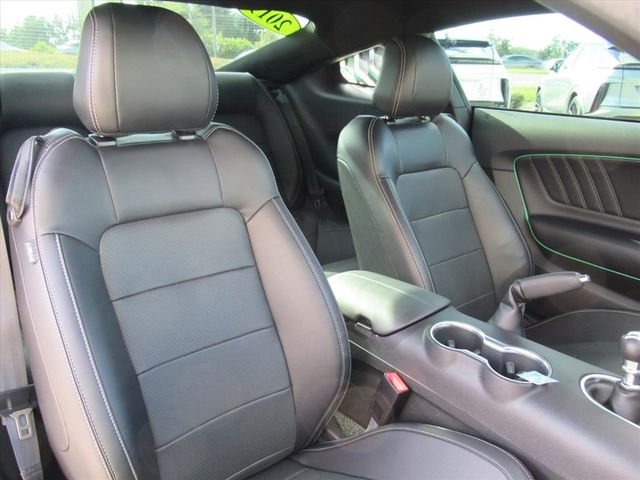 2019 Ford Mustang GT Premium photo 9