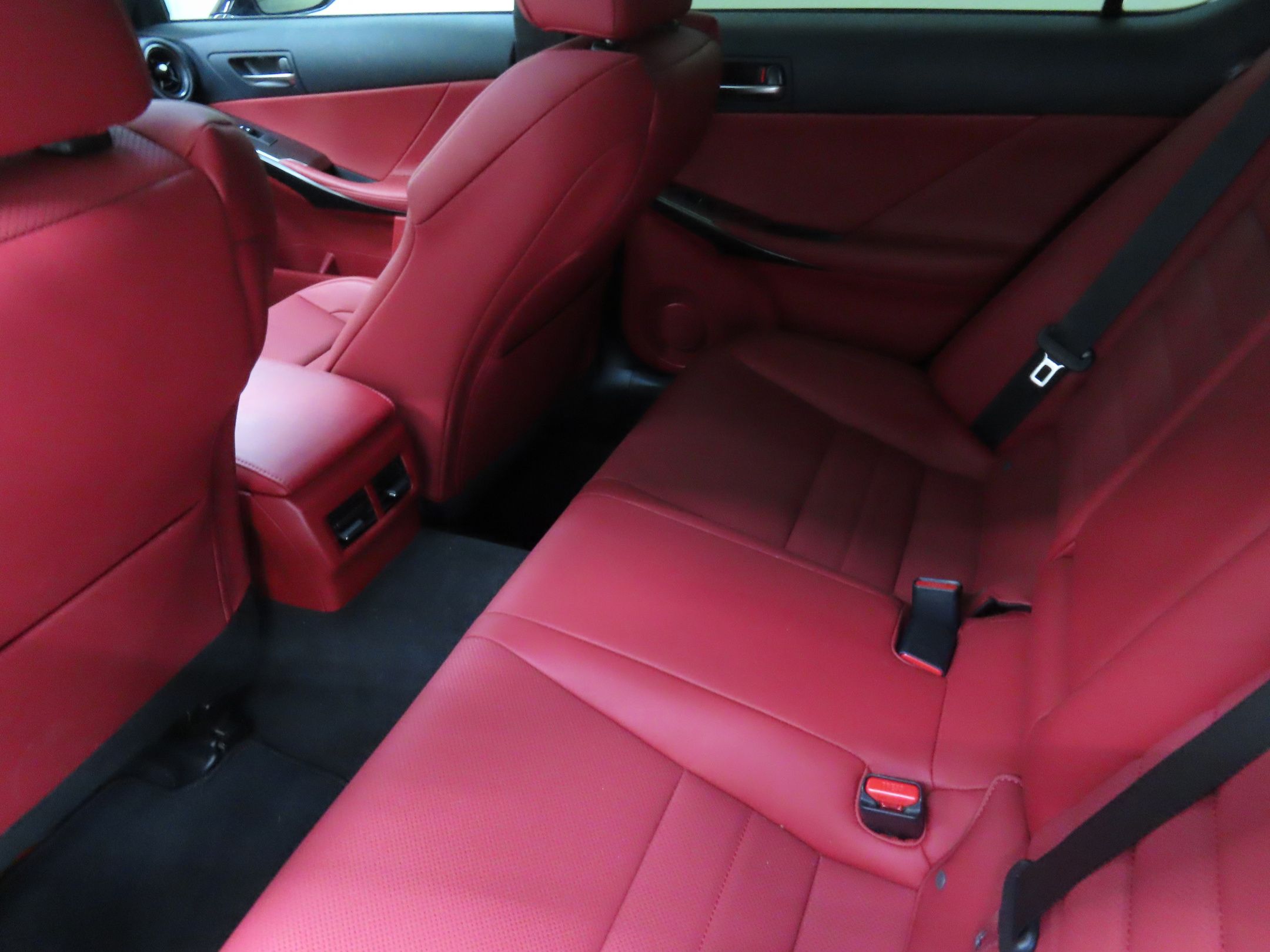 2023 Lexus IS 500 F SPORT Performance photo 21