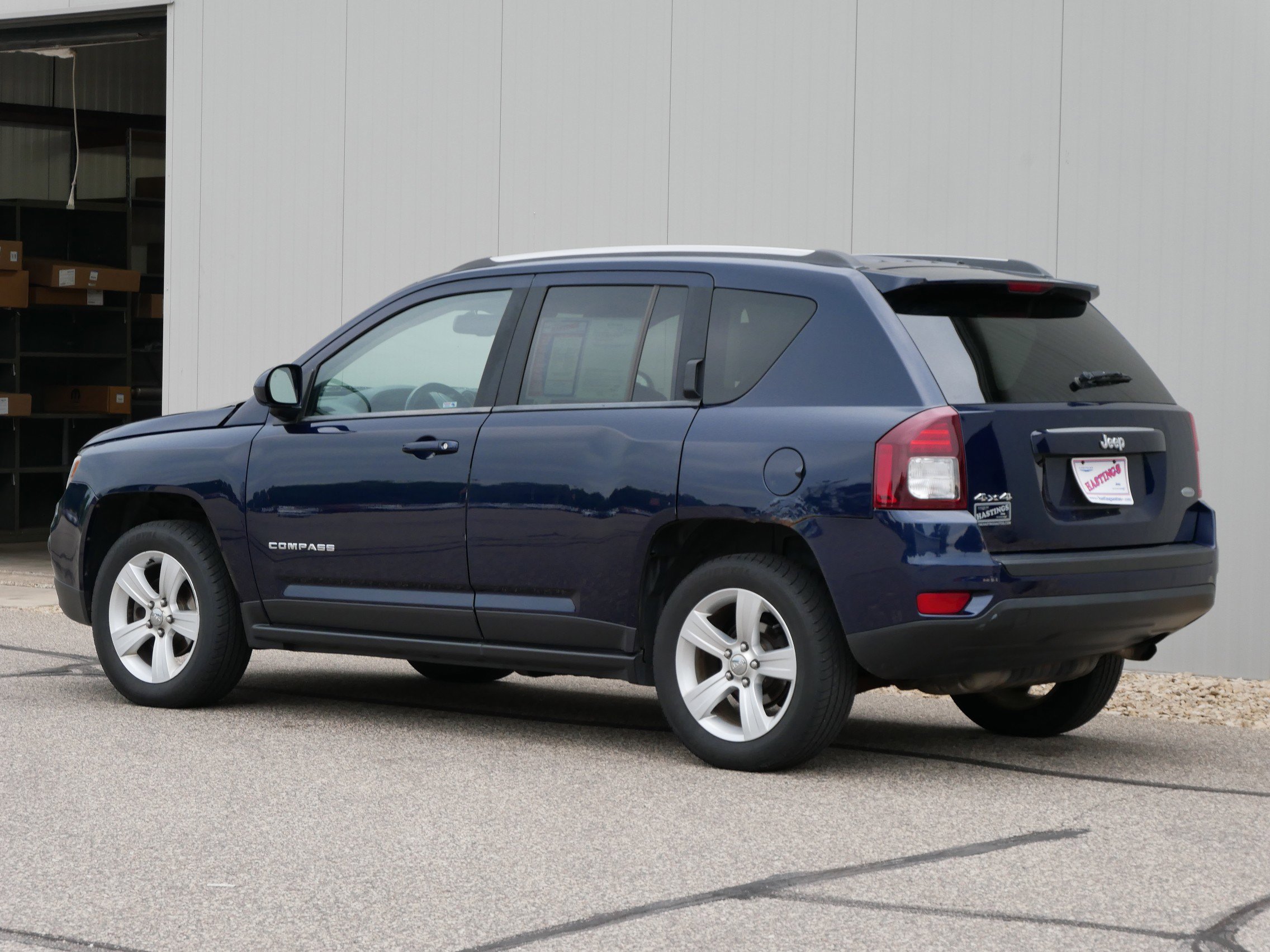 2014 Jeep Compass Latitude photo 2
