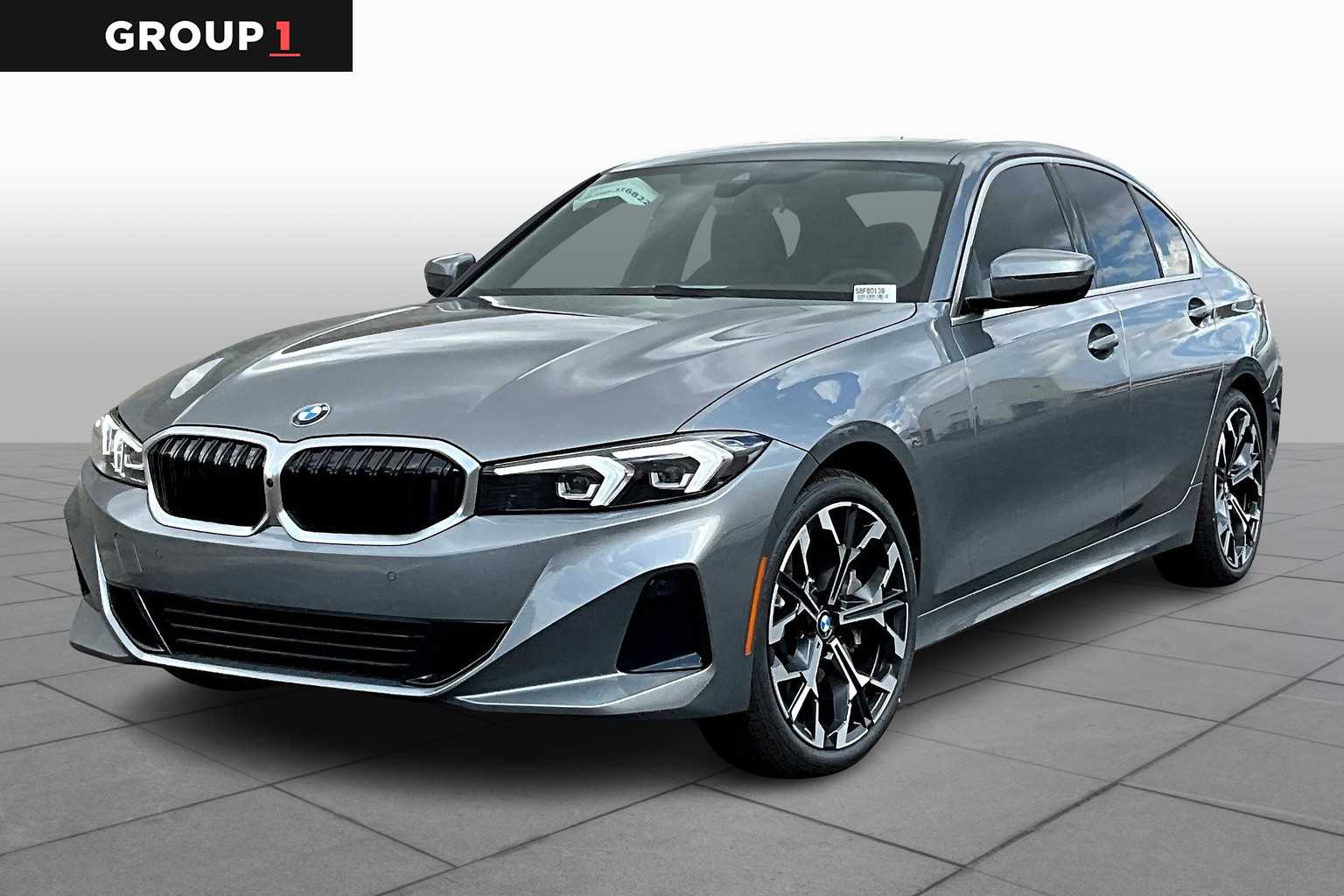 2025 BMW 3 Series 330i's photo