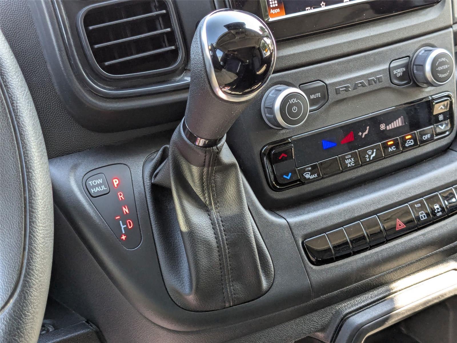 2023 Ram 2500 photo 23