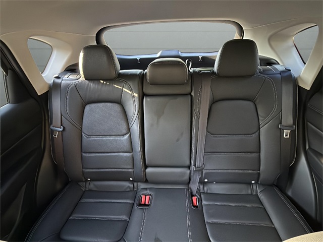 2025 Mazda CX-5 2.5 S Preferred photo 14