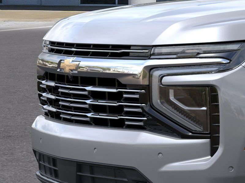 2025 Chevrolet Suburban Premier photo 13