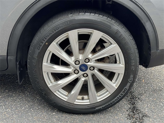 2021 Ford Escape Titanium Hybrid photo 11