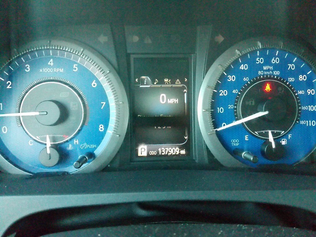 2018 Toyota Sienna XLE photo 33