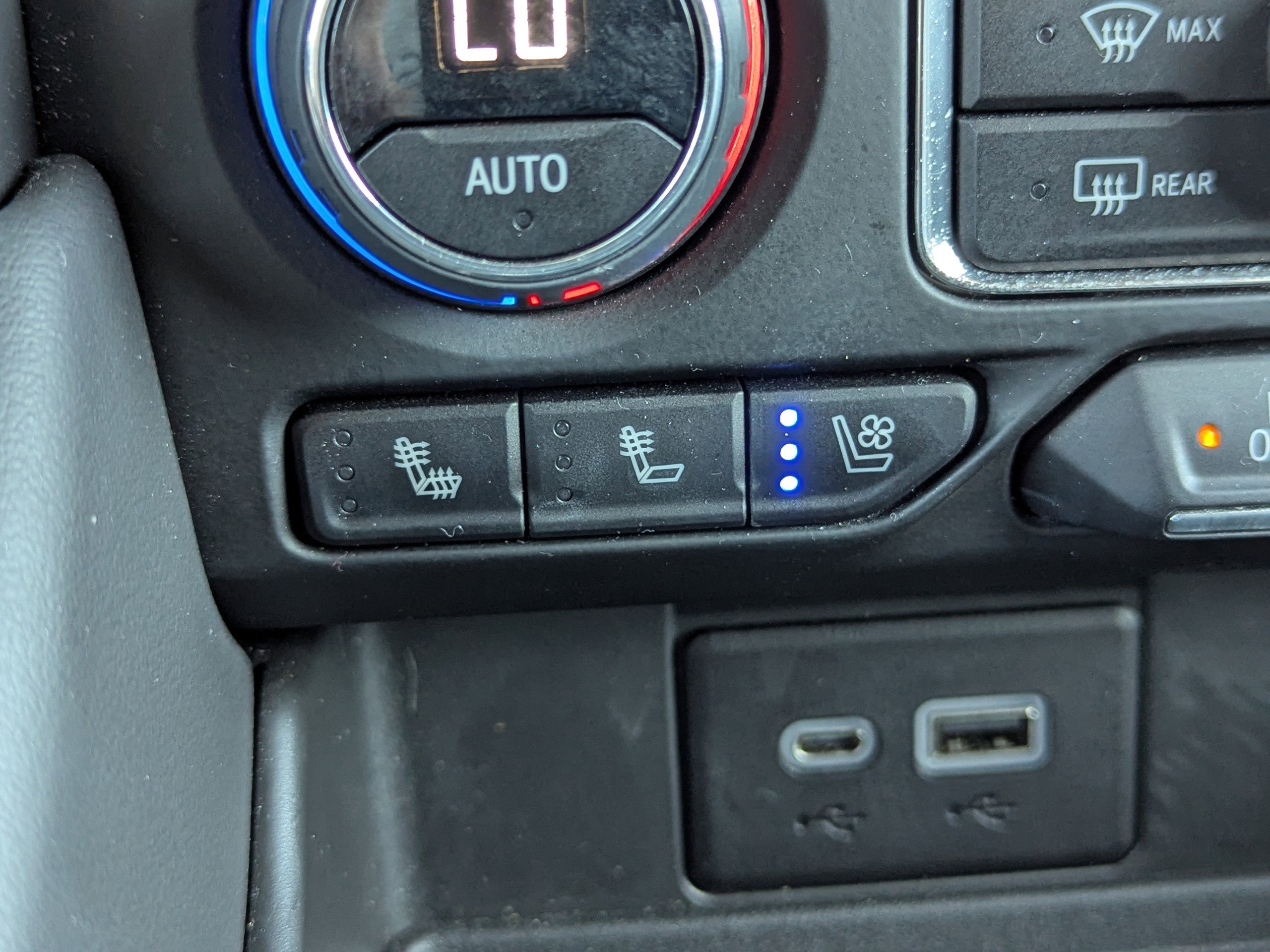 2023 Chevrolet Tahoe High Country photo 30