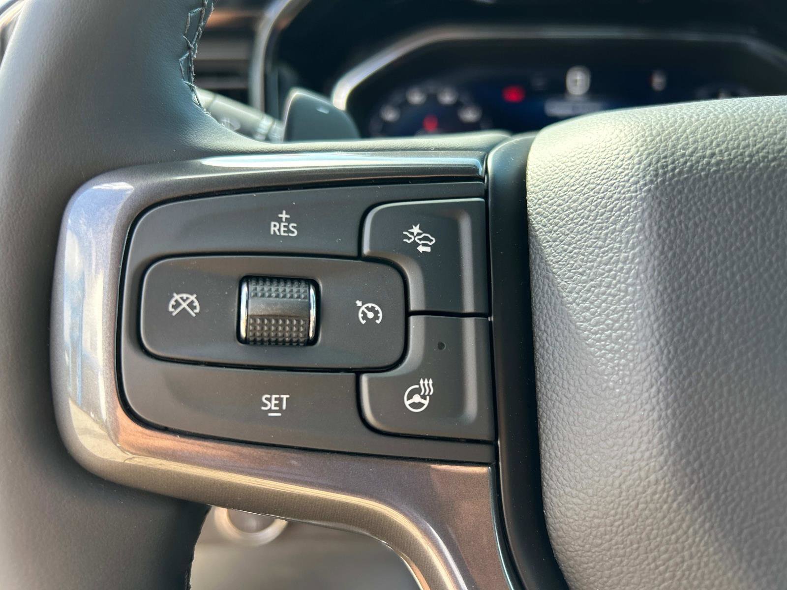 2025 Chevrolet Silverado 1500 High Country photo 22