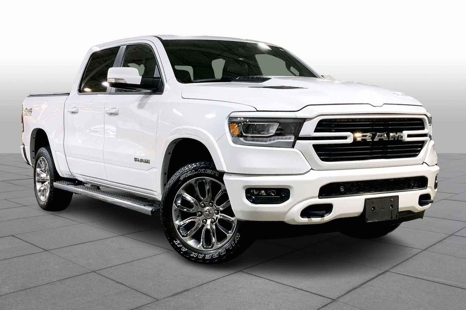 2022 Ram 1500 Laramie photo 2