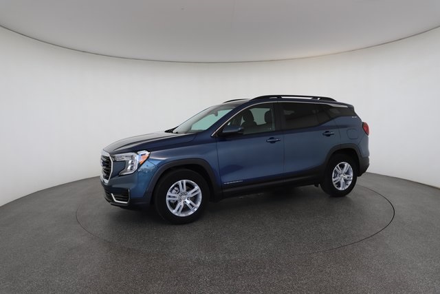 2024 Gmc Terrain SLE photo 3