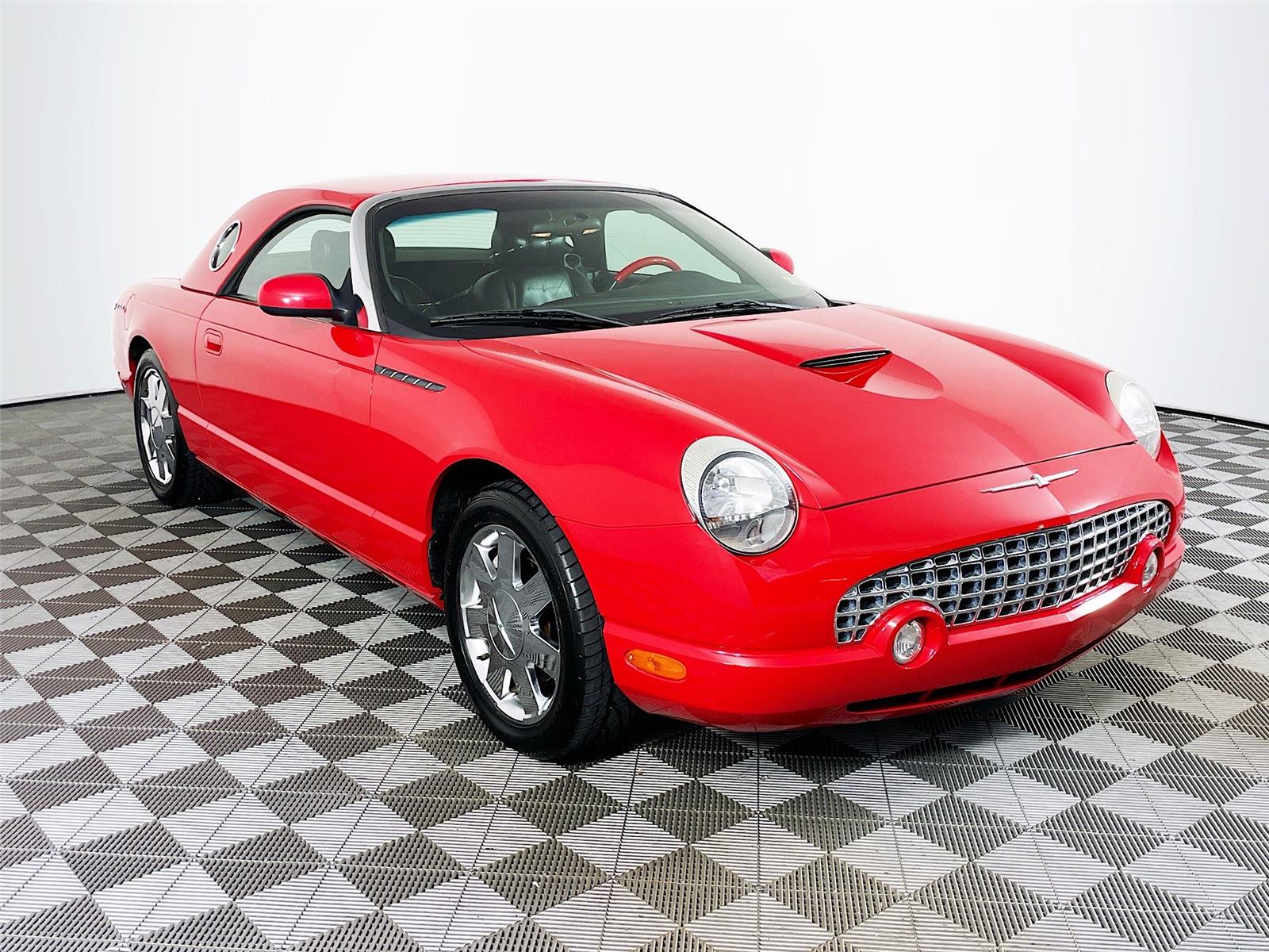 2002 Ford Thunderbird Deluxe's photo